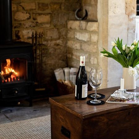 Gleneda Cottage - A Renovated, Traditional Cotswold Cottage Full Of Charm With Fireplace And Garden Bourton on the Hill Luaran gambar