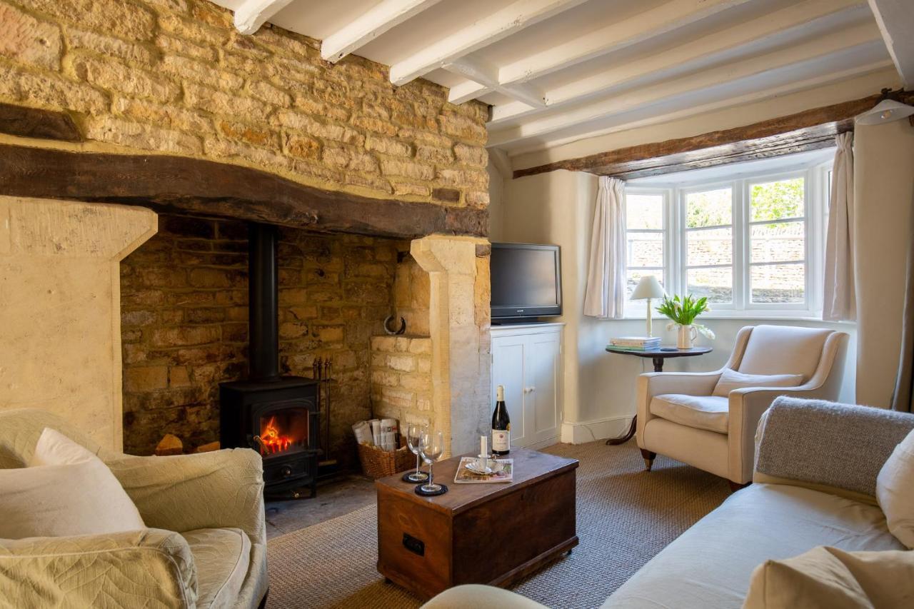 Gleneda Cottage - A Renovated, Traditional Cotswold Cottage Full Of Charm With Fireplace And Garden Bourton on the Hill Luaran gambar